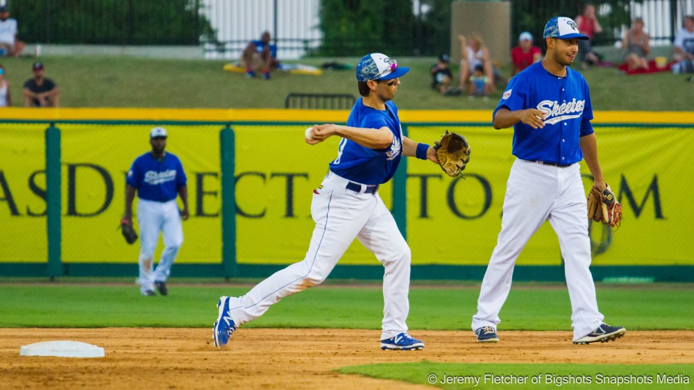 Sugar Land Skeeters fall to the Lancaster Barn stormers (3-4) here at Constellation Field in Sugar Land ,Texas July 23, 2015 / Jeremy Fletcher of Bigshots Snapshots Media Group